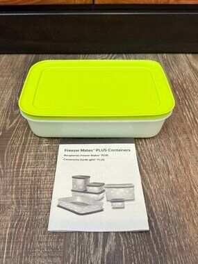 Tupperware Freezer Mates Plus Shallow Medium Container